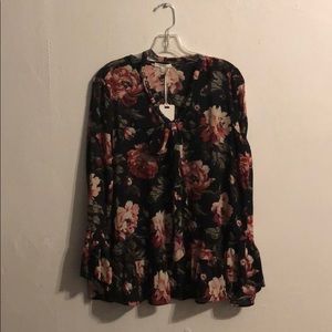 Floral long sleeve top - Large